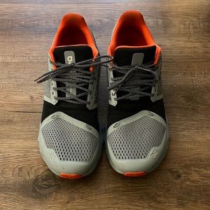 On cloudstratus shoe